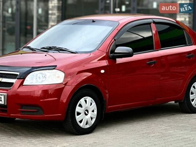 Черный Шевроле Авео, объемом двигателя 1.5 л и пробегом 200 тыс. км за 3750 $, фото 1 на Automoto.ua