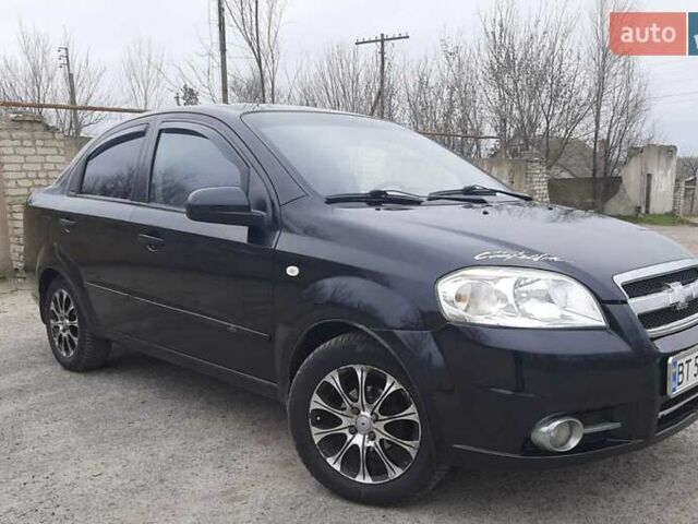 Черный Шевроле Авео, объемом двигателя 1.5 л и пробегом 159 тыс. км за 3750 $, фото 1 на Automoto.ua