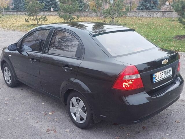 Черный Шевроле Авео, объемом двигателя 1.5 л и пробегом 196 тыс. км за 3800 $, фото 1 на Automoto.ua