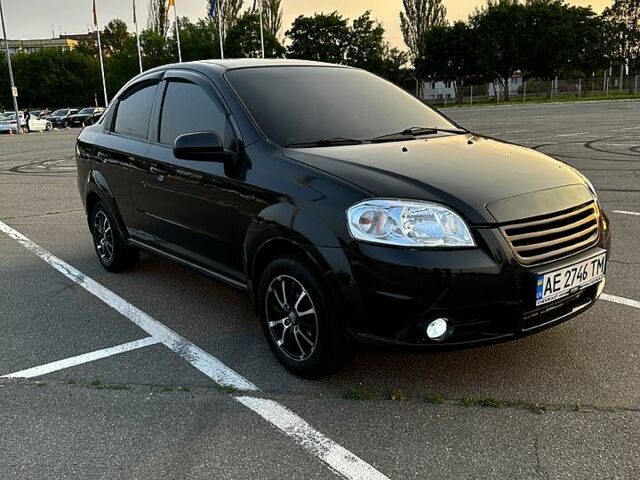 Черный Шевроле Авео, объемом двигателя 1.5 л и пробегом 160 тыс. км за 3900 $, фото 1 на Automoto.ua