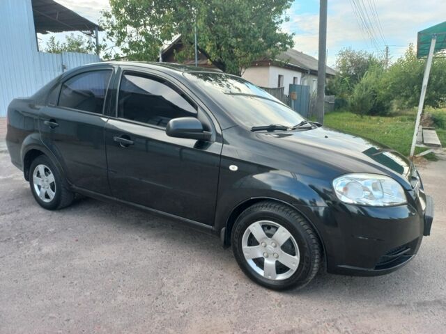 Черный Шевроле Авео, объемом двигателя 0 л и пробегом 195 тыс. км за 4600 $, фото 1 на Automoto.ua