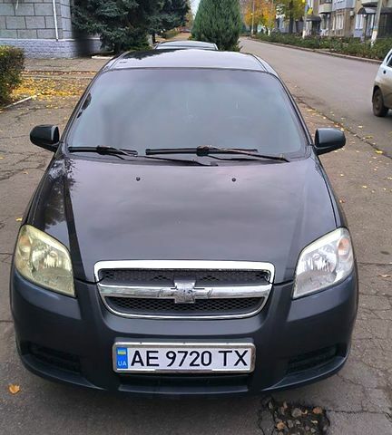 Черный Шевроле Авео, объемом двигателя 1.5 л и пробегом 512 тыс. км за 2800 $, фото 1 на Automoto.ua