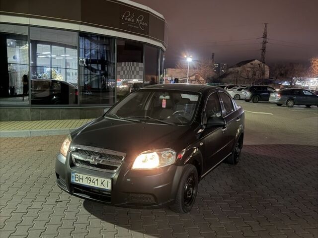 Черный Шевроле Авео, объемом двигателя 1.5 л и пробегом 199 тыс. км за 2350 $, фото 1 на Automoto.ua