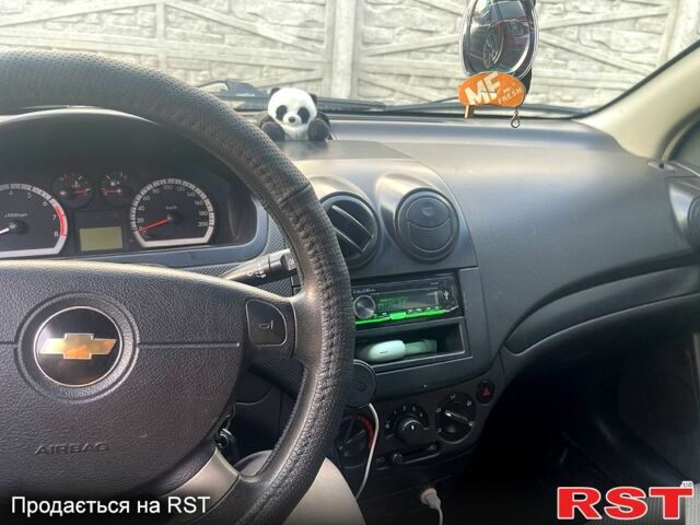 Черный Шевроле Авео, объемом двигателя 1.5 л и пробегом 161 тыс. км за 3300 $, фото 1 на Automoto.ua