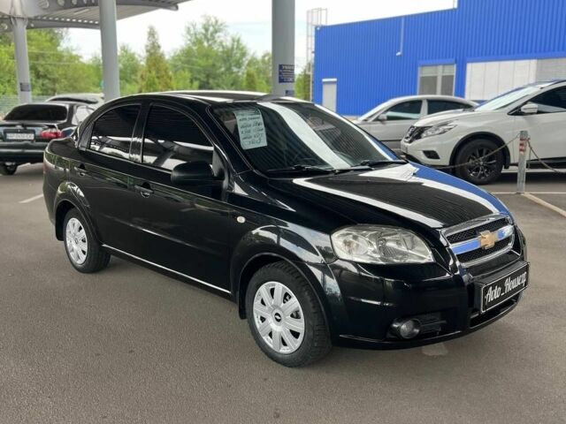 Черный Шевроле Авео, объемом двигателя 0 л и пробегом 235 тыс. км за 3900 $, фото 1 на Automoto.ua