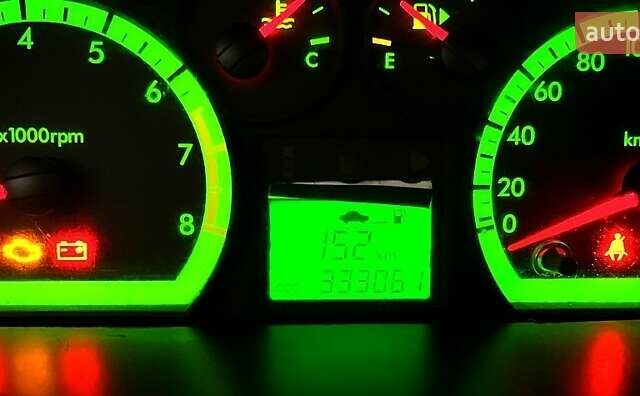 Черный Шевроле Авео, объемом двигателя 1.5 л и пробегом 333 тыс. км за 3800 $, фото 1 на Automoto.ua