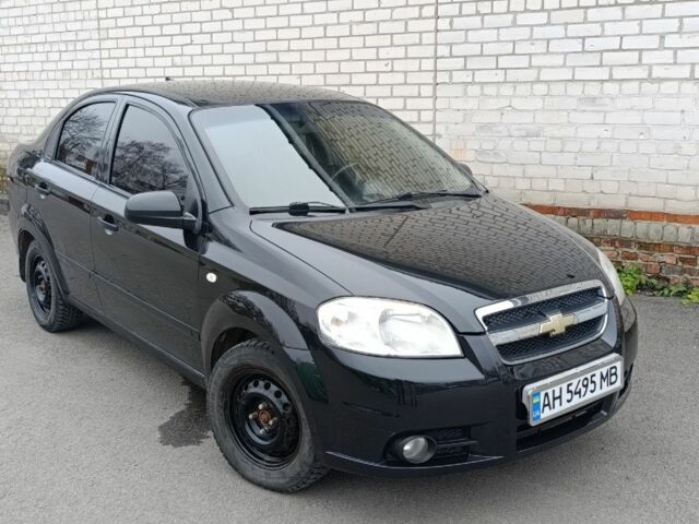 Черный Шевроле Авео, объемом двигателя 1.5 л и пробегом 216 тыс. км за 4000 $, фото 1 на Automoto.ua