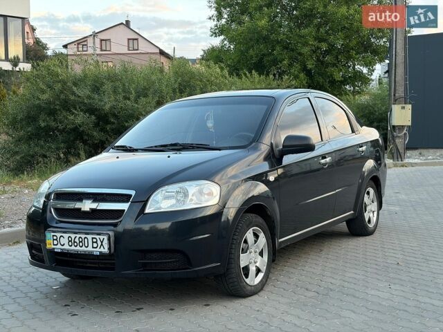 Черный Шевроле Авео, объемом двигателя 1.5 л и пробегом 188 тыс. км за 4200 $, фото 1 на Automoto.ua