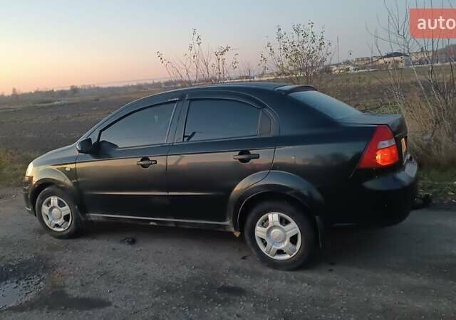 Черный Шевроле Авео, объемом двигателя 1.5 л и пробегом 294 тыс. км за 3000 $, фото 1 на Automoto.ua