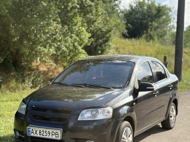 Черный Шевроле Авео, объемом двигателя 1.5 л и пробегом 180 тыс. км за 3150 $, фото 1 на Automoto.ua