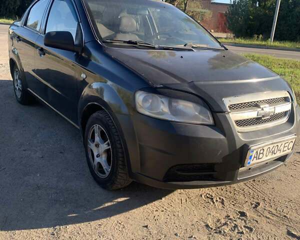 Черный Шевроле Авео, объемом двигателя 1.5 л и пробегом 310 тыс. км за 2700 $, фото 1 на Automoto.ua