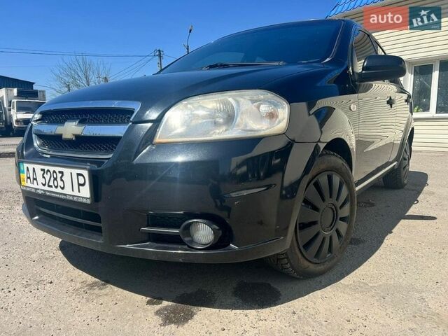 Черный Шевроле Авео, объемом двигателя 1.5 л и пробегом 255 тыс. км за 3600 $, фото 1 на Automoto.ua