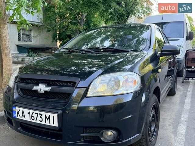 Черный Шевроле Авео, объемом двигателя 1.5 л и пробегом 270 тыс. км за 3700 $, фото 1 на Automoto.ua