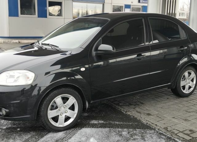 Черный Шевроле Авео, объемом двигателя 1.5 л и пробегом 122 тыс. км за 5250 $, фото 1 на Automoto.ua