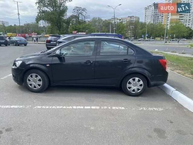 Чорний Шевроле Авео, об'ємом двигуна 1.6 л та пробігом 260 тис. км за 4800 $, фото 1 на Automoto.ua