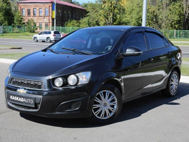 Черный Шевроле Авео, объемом двигателя 0 л и пробегом 155 тыс. км за 6999 $, фото 1 на Automoto.ua