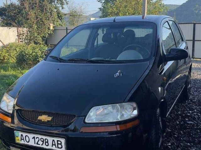 Черный Шевроле Авео, объемом двигателя 1.5 л и пробегом 215 тыс. км за 2200 $, фото 1 на Automoto.ua