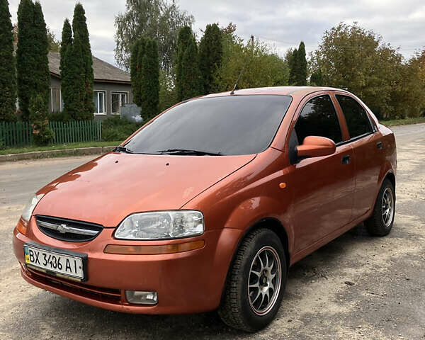 Коричневый Шевроле Авео, объемом двигателя 1.5 л и пробегом 233 тыс. км за 2850 $, фото 1 на Automoto.ua