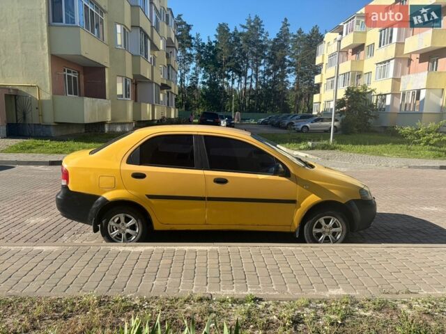Коричневый Шевроле Авео, объемом двигателя 1.5 л и пробегом 260 тыс. км за 2200 $, фото 1 на Automoto.ua
