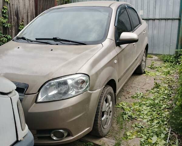 Коричневий Шевроле Авео, об'ємом двигуна 1.6 л та пробігом 247 тис. км за 3000 $, фото 1 на Automoto.ua