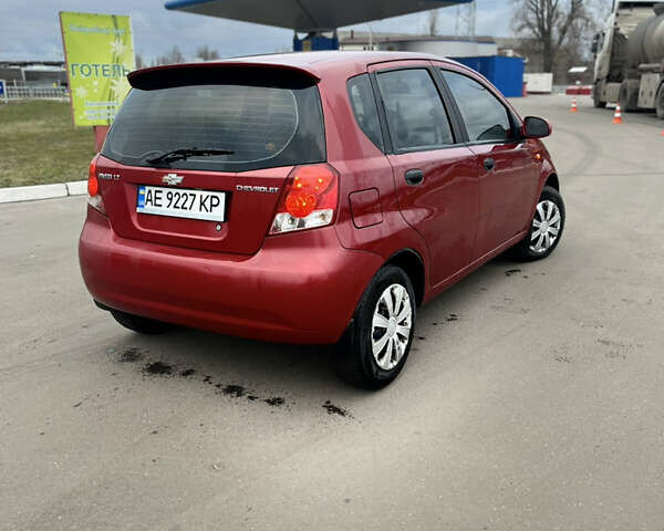 Червоний Шевроле Авео, об'ємом двигуна 1.5 л та пробігом 230 тис. км за 3250 $, фото 1 на Automoto.ua