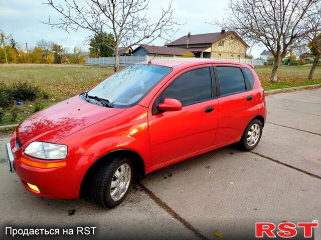 Червоний Шевроле Авео, об'ємом двигуна 1.5 л та пробігом 273 тис. км за 3700 $, фото 1 на Automoto.ua