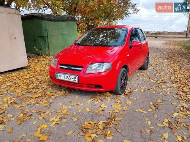 Червоний Шевроле Авео, об'ємом двигуна 1.5 л та пробігом 185 тис. км за 3500 $, фото 1 на Automoto.ua