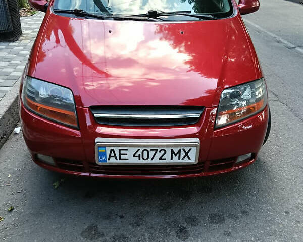 Червоний Шевроле Авео, об'ємом двигуна 1.5 л та пробігом 280 тис. км за 3400 $, фото 1 на Automoto.ua