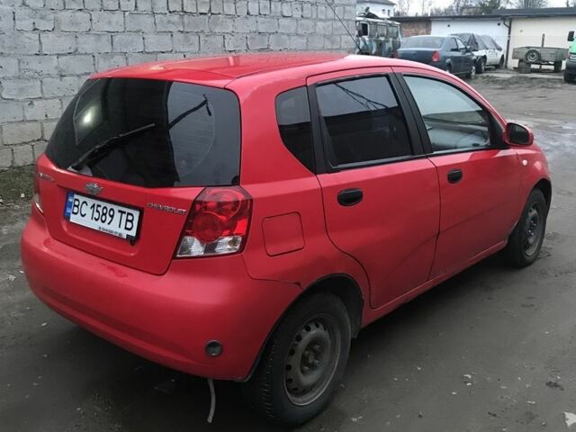Красный Шевроле Авео, объемом двигателя 1.5 л и пробегом 280 тыс. км за 1300 $, фото 1 на Automoto.ua