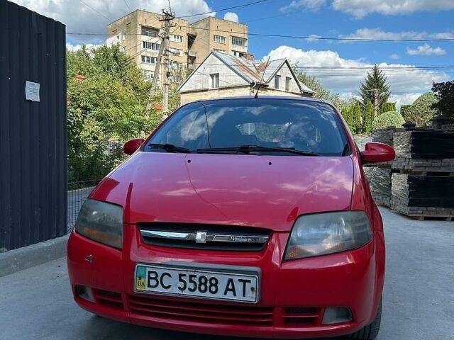 Червоний Шевроле Авео, об'ємом двигуна 1.5 л та пробігом 190 тис. км за 2999 $, фото 1 на Automoto.ua
