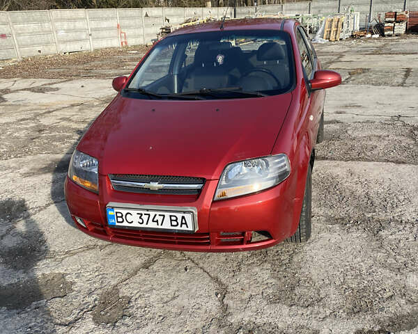 Красный Шевроле Авео, объемом двигателя 1.5 л и пробегом 76 тыс. км за 4000 $, фото 1 на Automoto.ua