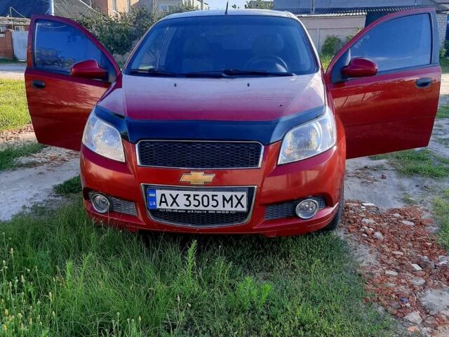 Красный Шевроле Авео, объемом двигателя 1.5 л и пробегом 197 тыс. км за 4500 $, фото 1 на Automoto.ua