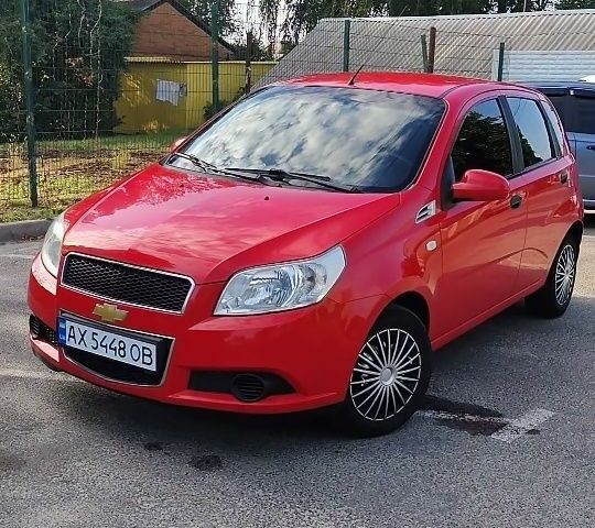 Червоний Шевроле Авео, об'ємом двигуна 1.5 л та пробігом 283 тис. км за 3800 $, фото 1 на Automoto.ua