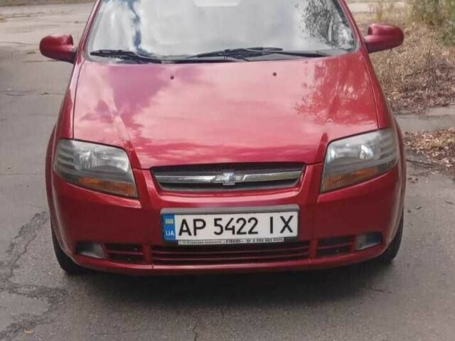 Червоний Шевроле Авео, об'ємом двигуна 1.5 л та пробігом 197 тис. км за 3011 $, фото 1 на Automoto.ua