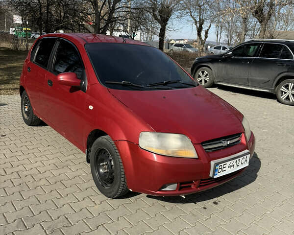 Красный Шевроле Авео, объемом двигателя 1.5 л и пробегом 220 тыс. км за 2583 $, фото 1 на Automoto.ua