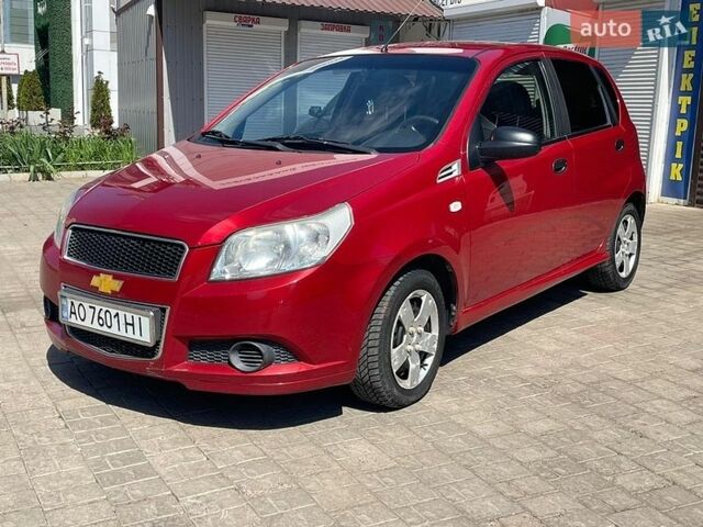 Красный Шевроле Авео, объемом двигателя 1.21 л и пробегом 224 тыс. км за 3499 $, фото 1 на Automoto.ua