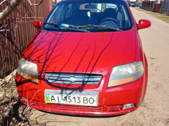 Красный Шевроле Авео, объемом двигателя 1.6 л и пробегом 300 тыс. км за 2500 $, фото 1 на Automoto.ua