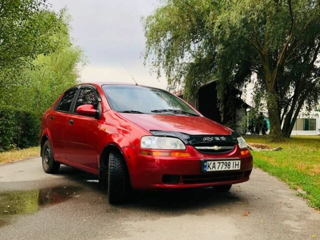 Червоний Шевроле Авео, об'ємом двигуна 1.5 л та пробігом 250 тис. км за 1850 $, фото 1 на Automoto.ua