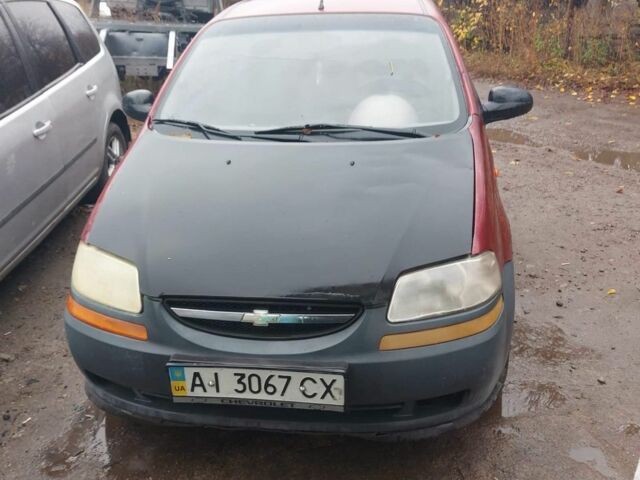 Красный Шевроле Авео, объемом двигателя 1.5 л и пробегом 200 тыс. км за 1450 $, фото 1 на Automoto.ua