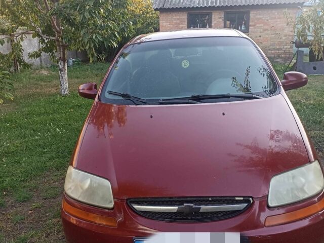 Красный Шевроле Авео, объемом двигателя 0 л и пробегом 300 тыс. км за 1500 $, фото 1 на Automoto.ua