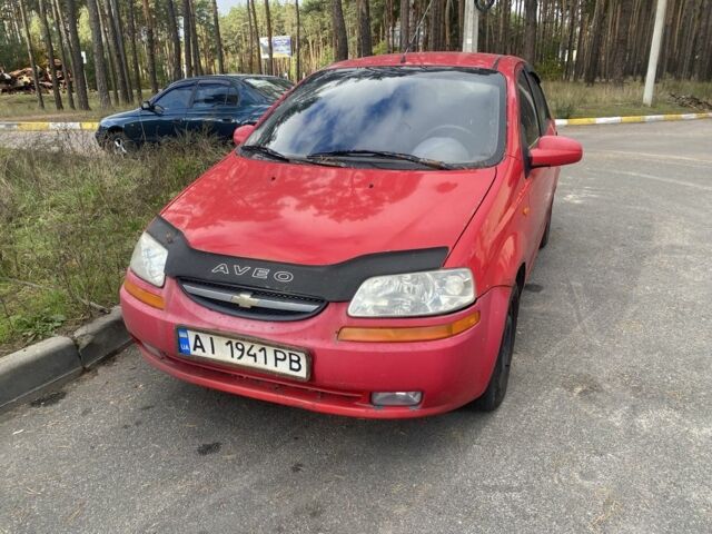 Красный Шевроле Авео, объемом двигателя 1.5 л и пробегом 225 тыс. км за 1250 $, фото 1 на Automoto.ua