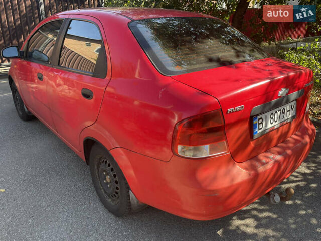 Красный Шевроле Авео, объемом двигателя 1.5 л и пробегом 400 тыс. км за 1600 $, фото 1 на Automoto.ua