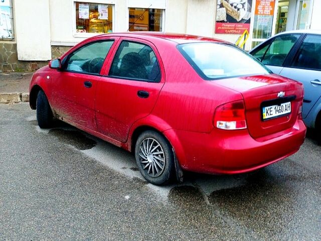 Червоний Шевроле Авео, об'ємом двигуна 1.5 л та пробігом 1 тис. км за 2500 $, фото 1 на Automoto.ua