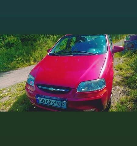 Червоний Шевроле Авео, об'ємом двигуна 1.5 л та пробігом 233 тис. км за 2700 $, фото 1 на Automoto.ua