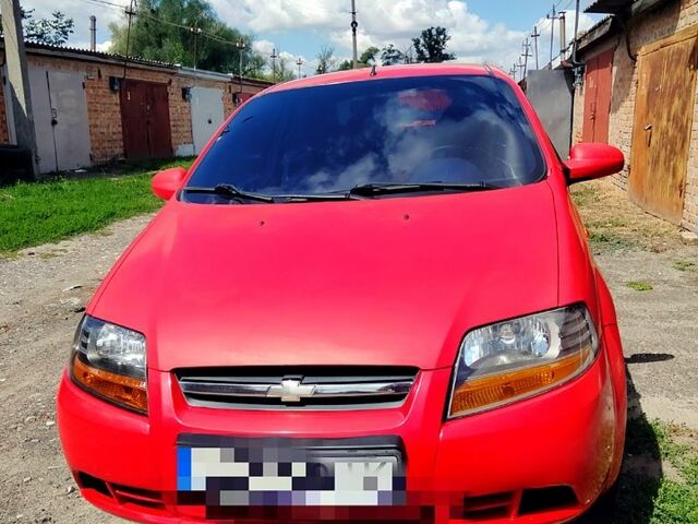 Червоний Шевроле Авео, об'ємом двигуна 15 л та пробігом 0 тис. км за 3100 $, фото 1 на Automoto.ua