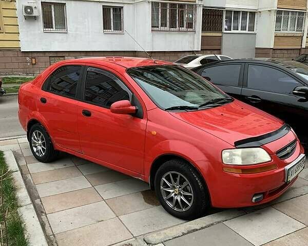 Червоний Шевроле Авео, об'ємом двигуна 1.5 л та пробігом 198 тис. км за 2600 $, фото 1 на Automoto.ua