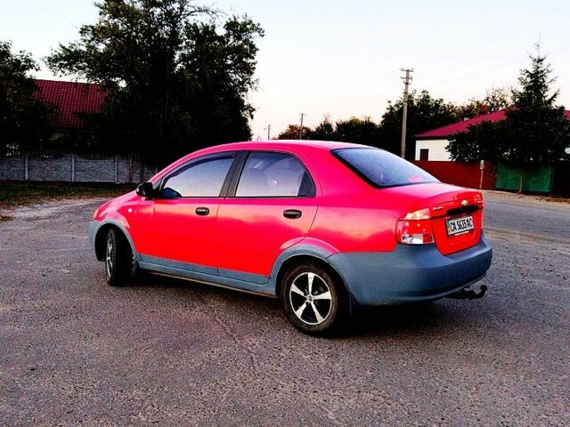 Червоний Шевроле Авео, об'ємом двигуна 1.5 л та пробігом 122 тис. км за 2955 $, фото 1 на Automoto.ua