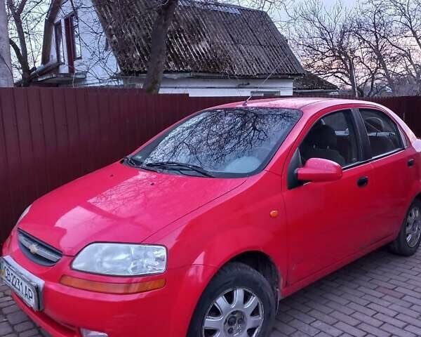 Червоний Шевроле Авео, об'ємом двигуна 1.5 л та пробігом 154 тис. км за 2500 $, фото 1 на Automoto.ua