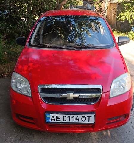 Червоний Шевроле Авео, об'ємом двигуна 1.5 л та пробігом 260 тис. км за 2999 $, фото 1 на Automoto.ua