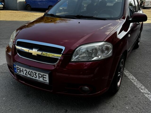 Красный Шевроле Авео, объемом двигателя 1.5 л и пробегом 185 тыс. км за 3200 $, фото 1 на Automoto.ua